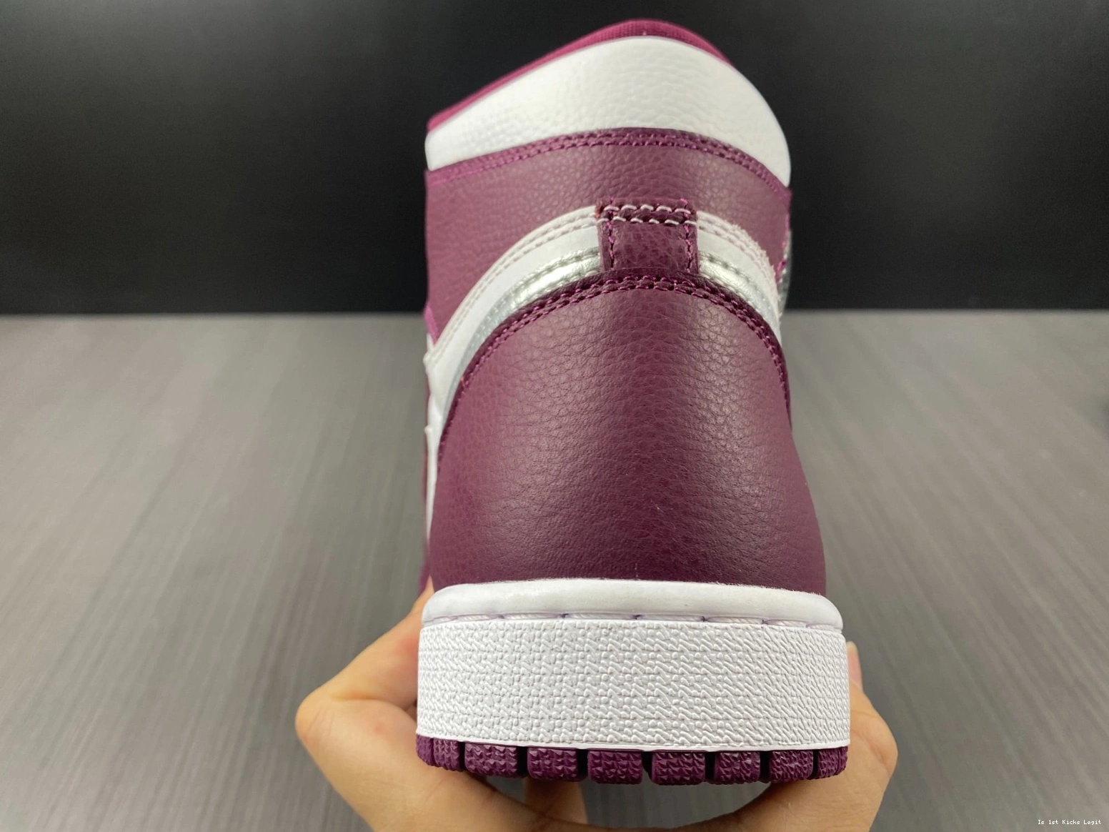  Volt OG Air Jordan 555088-118 1 High Gold 0409